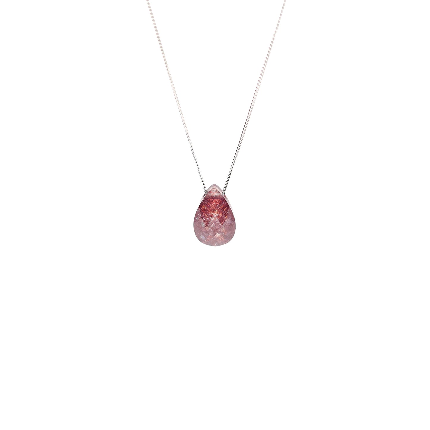 قلادة حجر الزركون الأرجواني