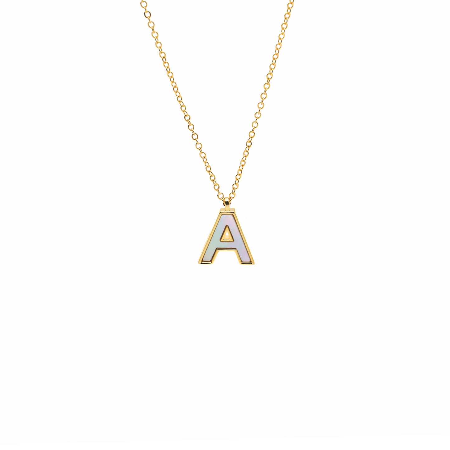 قلادة الصدف بالأحرف الإنجليزية